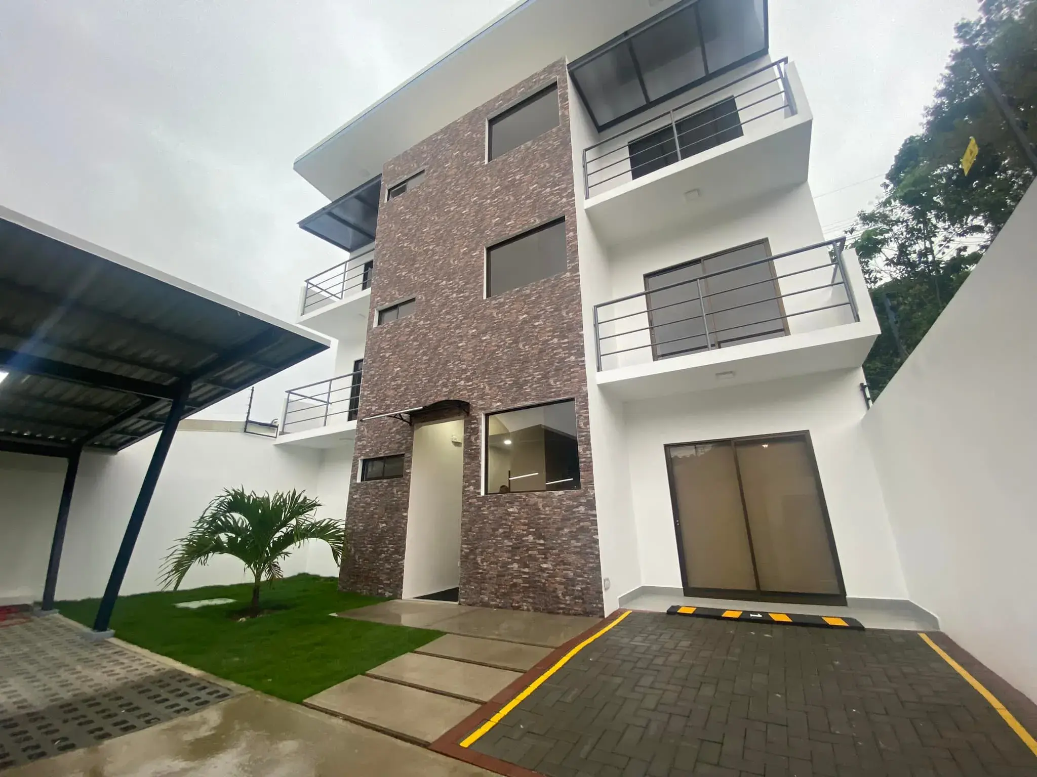 Apartamentos Sol del Este